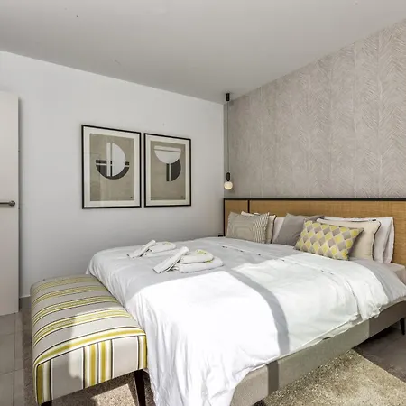 Apartman Vivi Homes - Casa Element Pool, Terrace & Golf