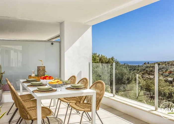 Vivi Homes - Casa Element Pool, Terrace & Golf